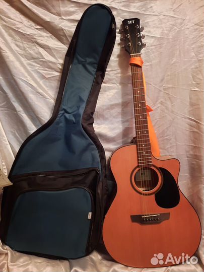 Элетроакустическая гитара
