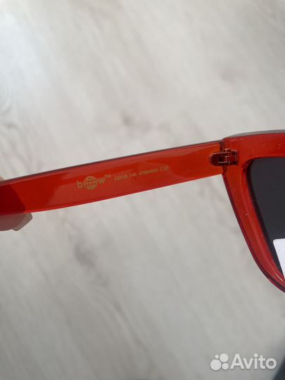 Солнцезащитные очки женские mango