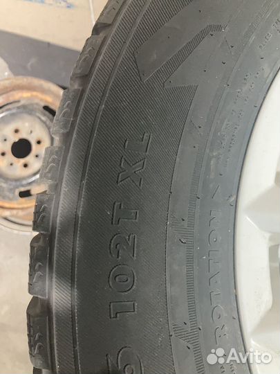 Nokian Tyres Nordman 7 SUV 215/65 R16 102T