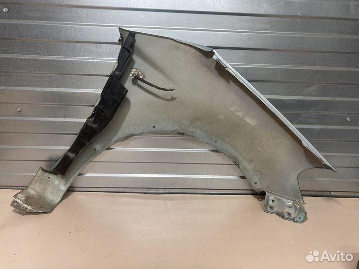 Крыло переднее левое suzuki sx4