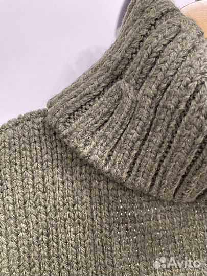 Платье вязаное с открытой спиной