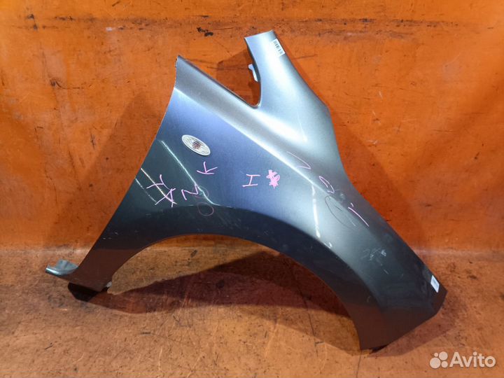 Крыло переднее Nissan Leaf AZE0 (Правое)