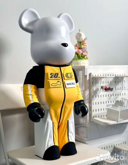 Bearbrick 1000% (70см) Macau Grand Prix