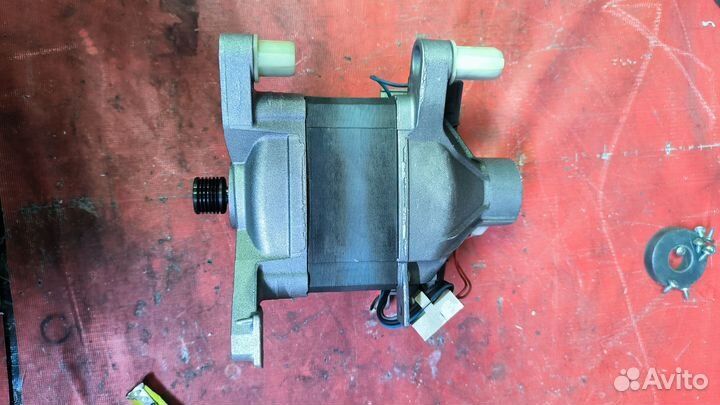 Двигатель для вертикальной стиральной машины