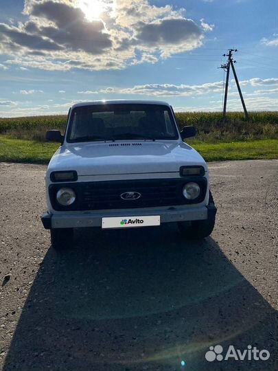 LADA 4x4 (Нива) 1.7 МТ, 2004, 67 000 км