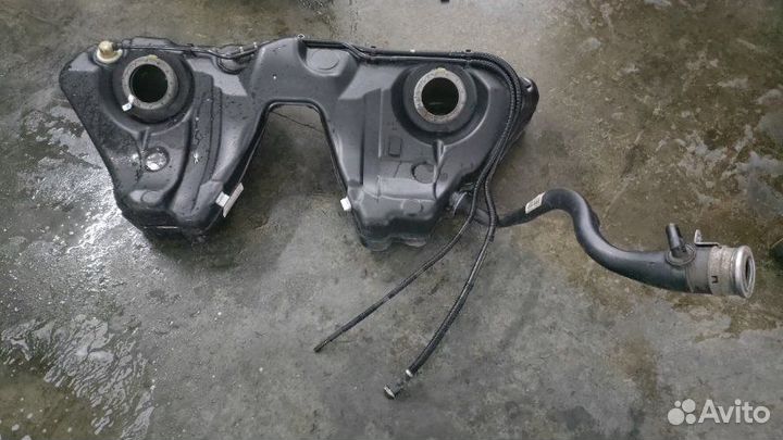 Бак топливный Bmw 530 D E61 M57N 306D2EU4 2004