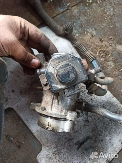 Дросельная заслонка peugeot 405