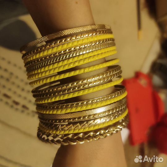 Браслеты набор бижутерия под золото