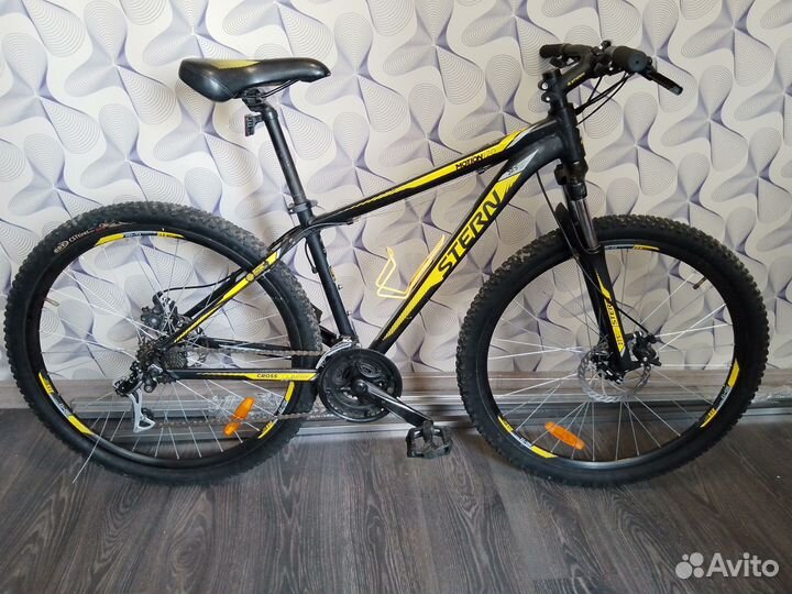 Горный велосипед 27,5 Stern Motion 2.0