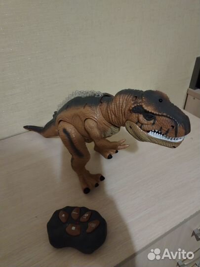 Динозавр интерактивный на радиоуправлении