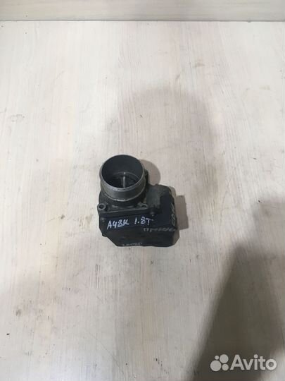 Заслонка дроссельная Ауди А4 Б8