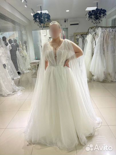 Свадебное платье пышное со шлейфом