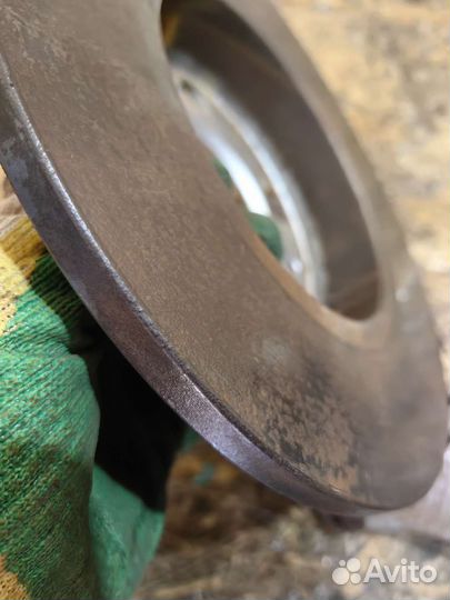 Диски Тормозные и Колодки Задние Гольф 4 Октавия