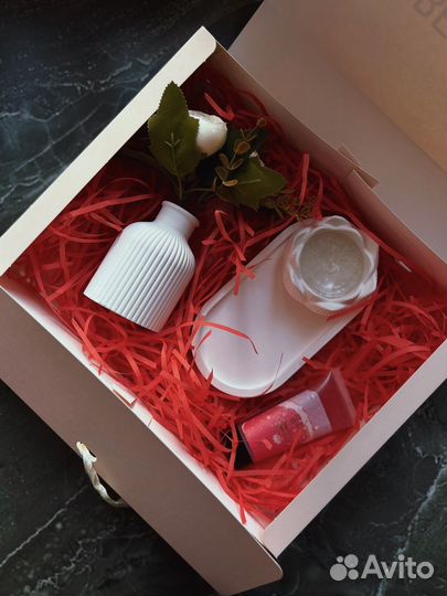 Подарочный бокс для девушки