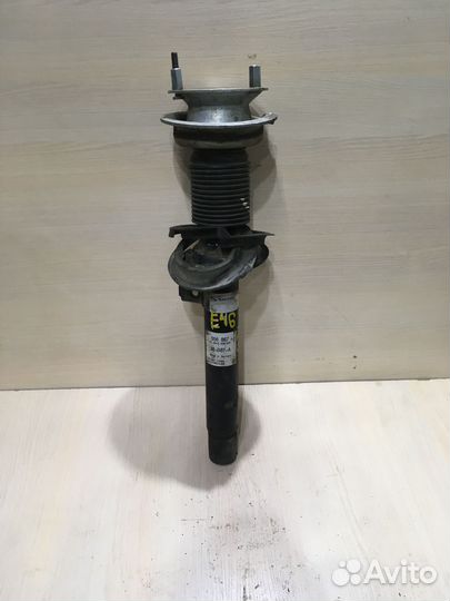 Амортизатор передний левый BMW 3 e46
