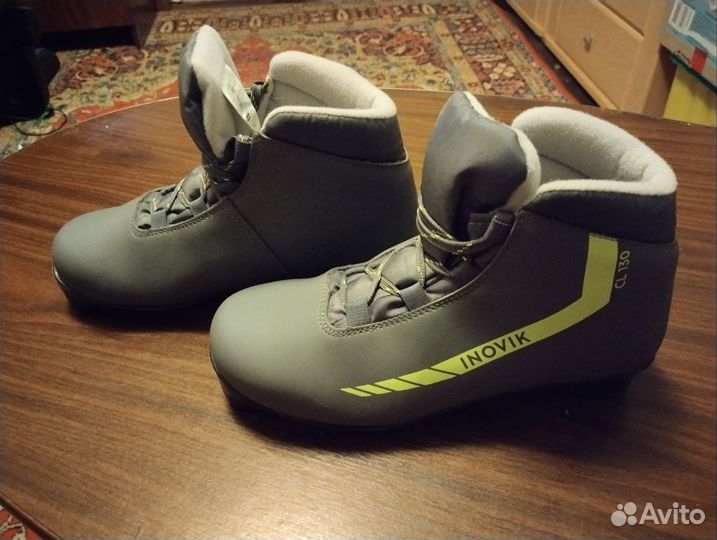 Лыжные ботинки для классических беговых лыж