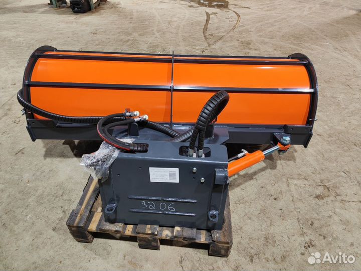 Щетка 1600 гидро поворот для Avant 745