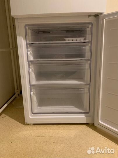 Холодильник Haier