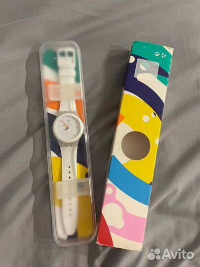 Часы Swatch Sistem 51White sutw400