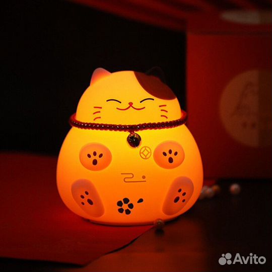 Светильник-ночник Котик Манеки сенсорный