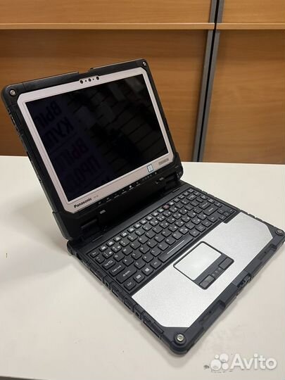 Panasonic toughbook cf 33 i5-7 2K