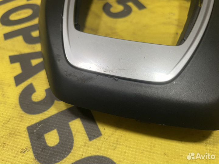 Накладка декоративная BMW X1 E84