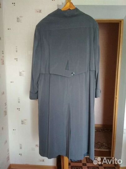 Женский плащ