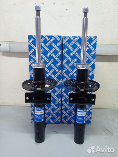 Амортизатор передний VW поло с 2010