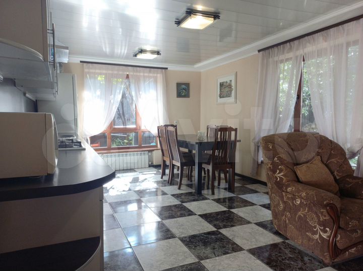 Дом 120 м² на участке 3,8 сот.