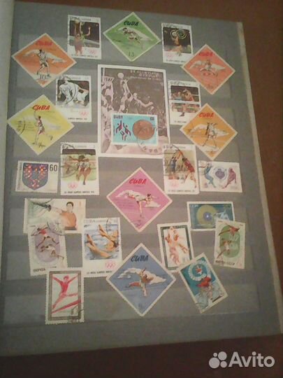 Книга почтавих марок штук 800