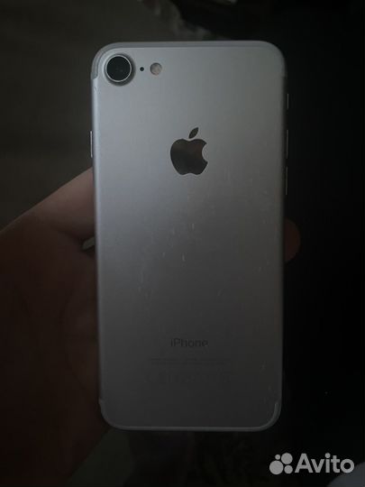 iPhone 7, 128 ГБ