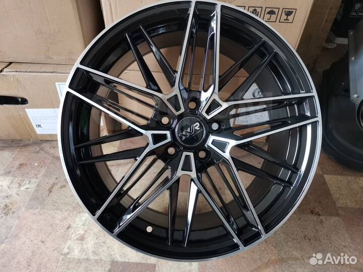 Диски новые R18 5x114.3 XXR