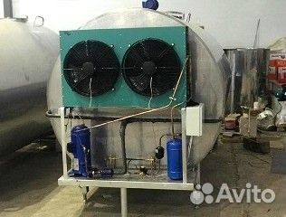 Танк охладитель молока закрытого типа 1000л г564