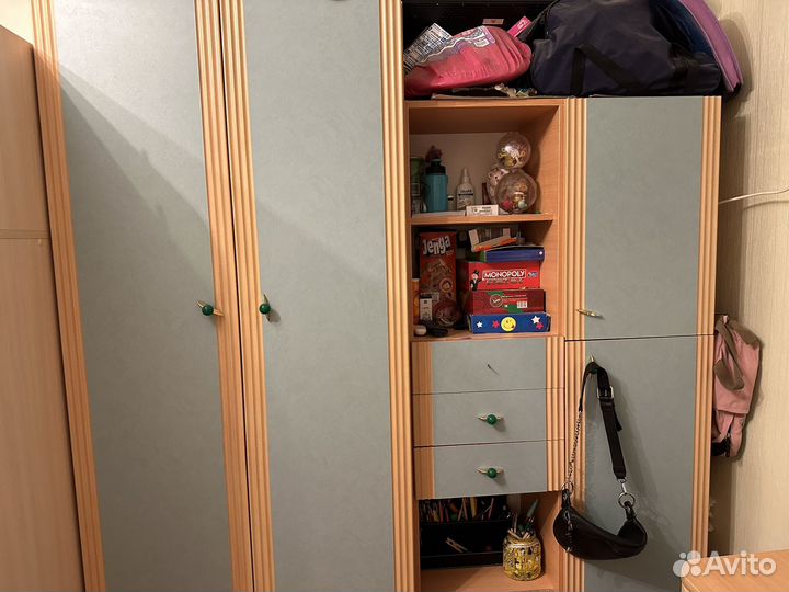 Детский мебельный гарнитур