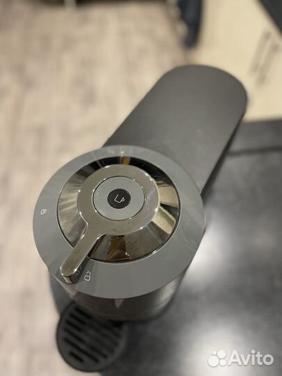 Капсульная кофемашина Nespresso Vertuo Next