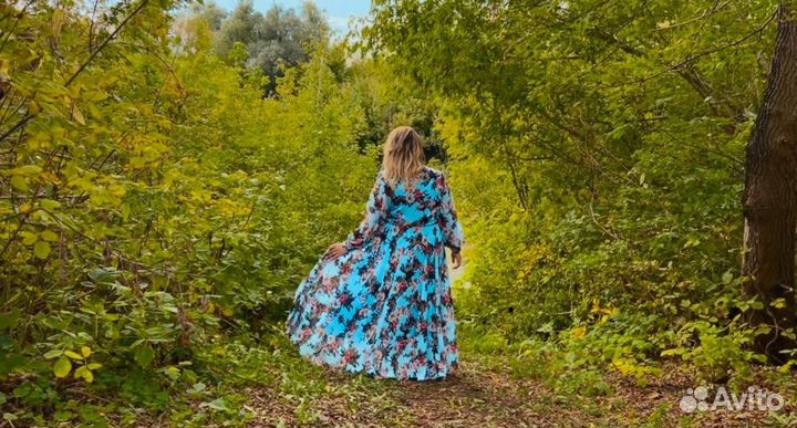 Нарядное платье