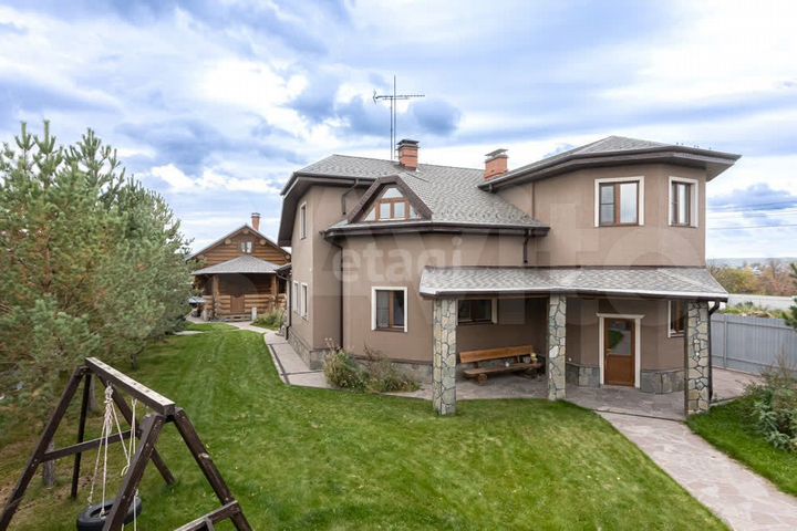 Коттедж 171,9 м² на участке 16,1 сот.