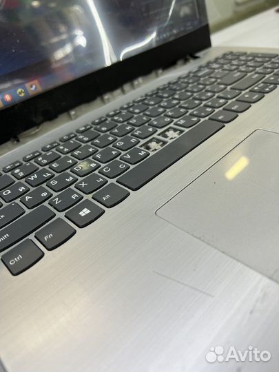 Lenovo ideapad 320 15ast