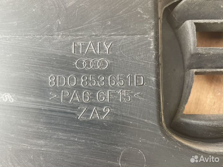 Решетка радиатора Audi a4 b5