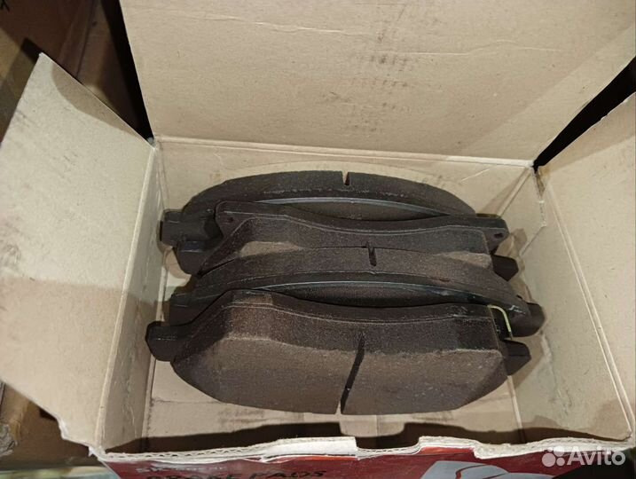 Тормозные колодки Opel Astra J