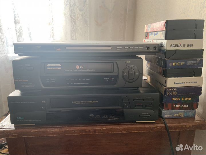 Видеомагнитофон