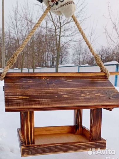 Кормушка для птиц и Белок
