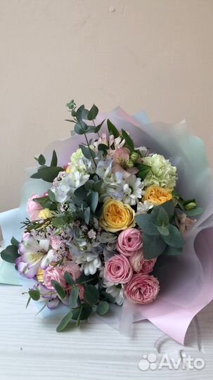 Доставка цветов,шаров