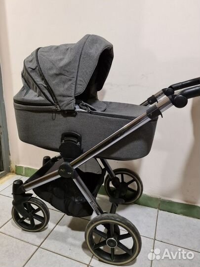 Продаю коляску Riko 3 в 1