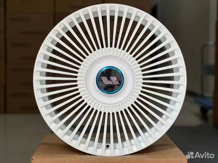 Диски на Lixiang r21