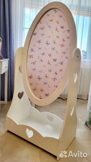 Комплект детской мебели для девочки