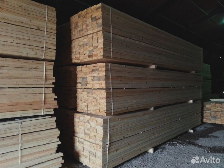 Сосновые доски, натуральная красота вашего дома