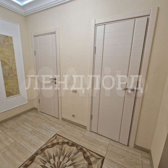 2-к. квартира, 74,3 м², 9/10 эт.