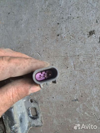 Замок капота Cadillac SRX