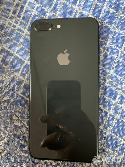 iPhone 8 Plus, 64 ГБ